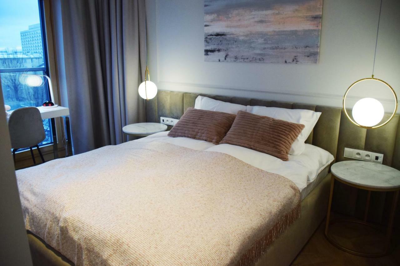 Mennica Residence Apartments By Renters Prestige Warsawa Bagian luar foto